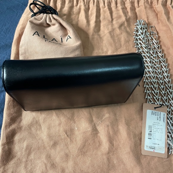 COPY - Alaia black leather bag with silver strap - Picture 3 of 10
